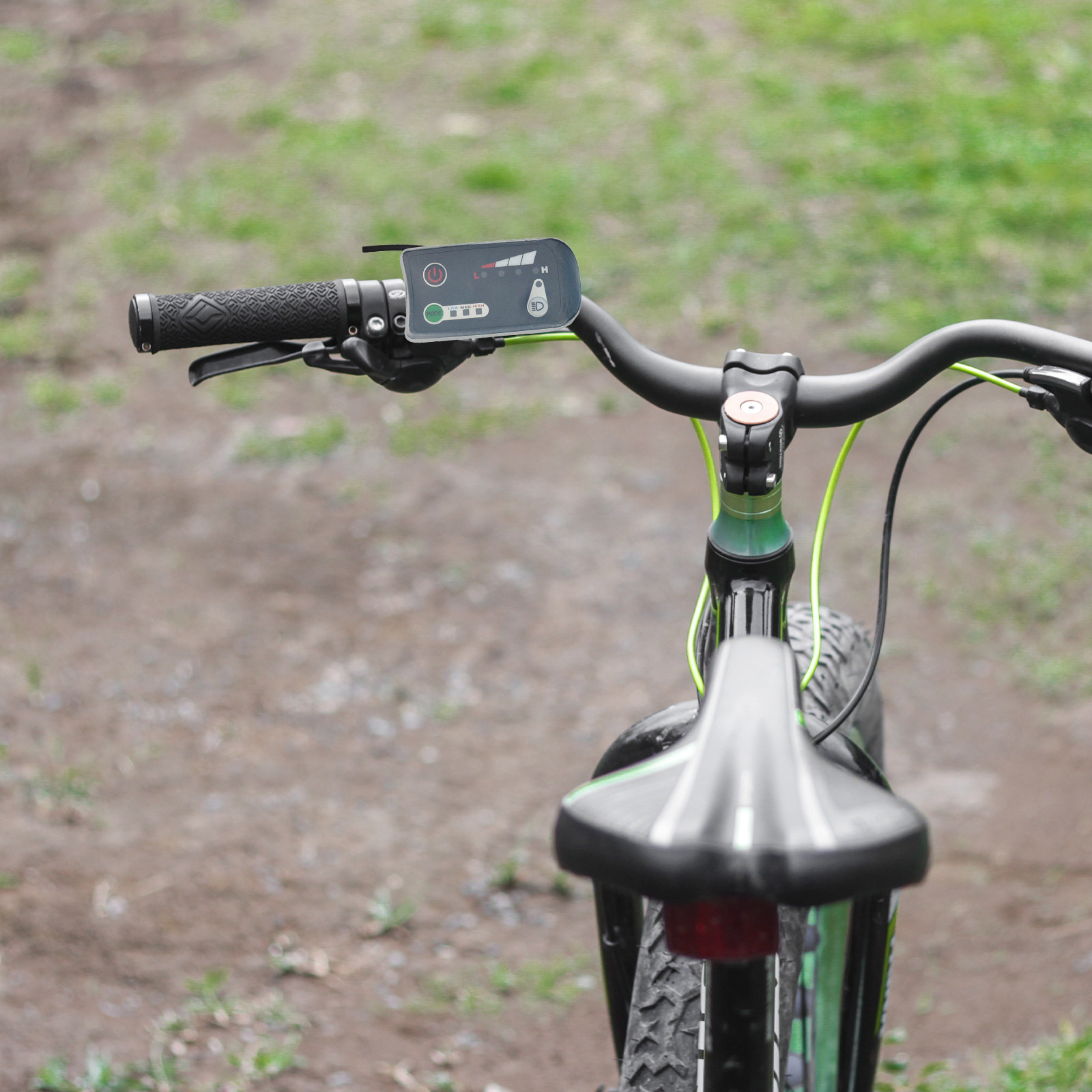 Cycling Gear Display - Waterproof Silicone Electric Bike LCD Screen